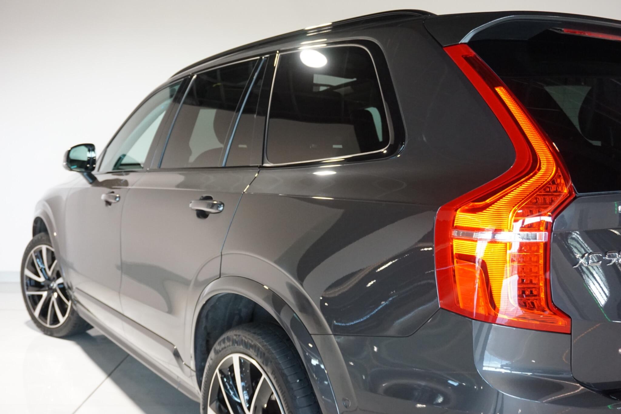 Volvo XC90 2.0 B5 MHEV Plus Edition SUV 5dr Petrol Hybrid Auto 4WD Euro 6 (s/s) (250 ps)